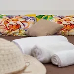 Apartman Gaimaro' A 50 M Dalla Àrbatax