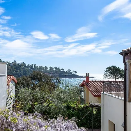 Apartman Gaimaro' A 50 M Dalla