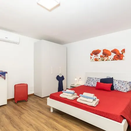 Gaimaro' A 50 M Dalla Apartment Àrbatax