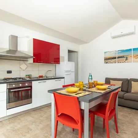 Apartment Gaimaro' A 50 M Dalla *