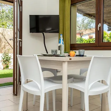 Gaimaro' A 50 M Dalla Appartement *